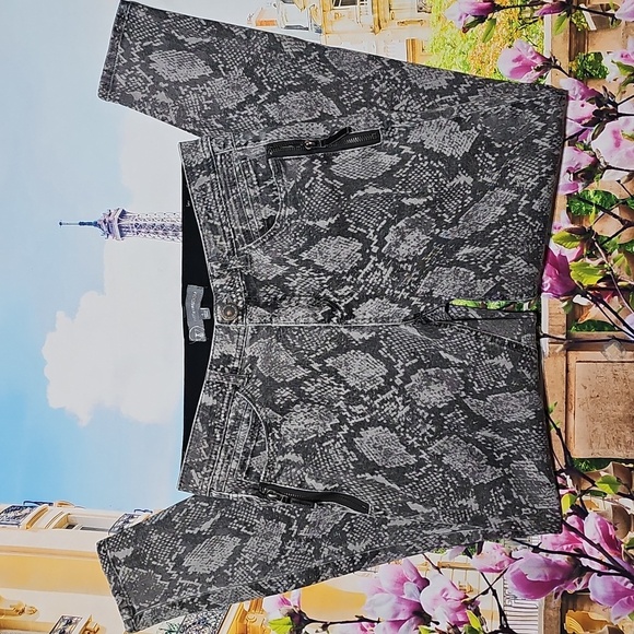 Wit & Wisdom Denim - Wit & Wisdom Animal Print Jeans Size 8‎